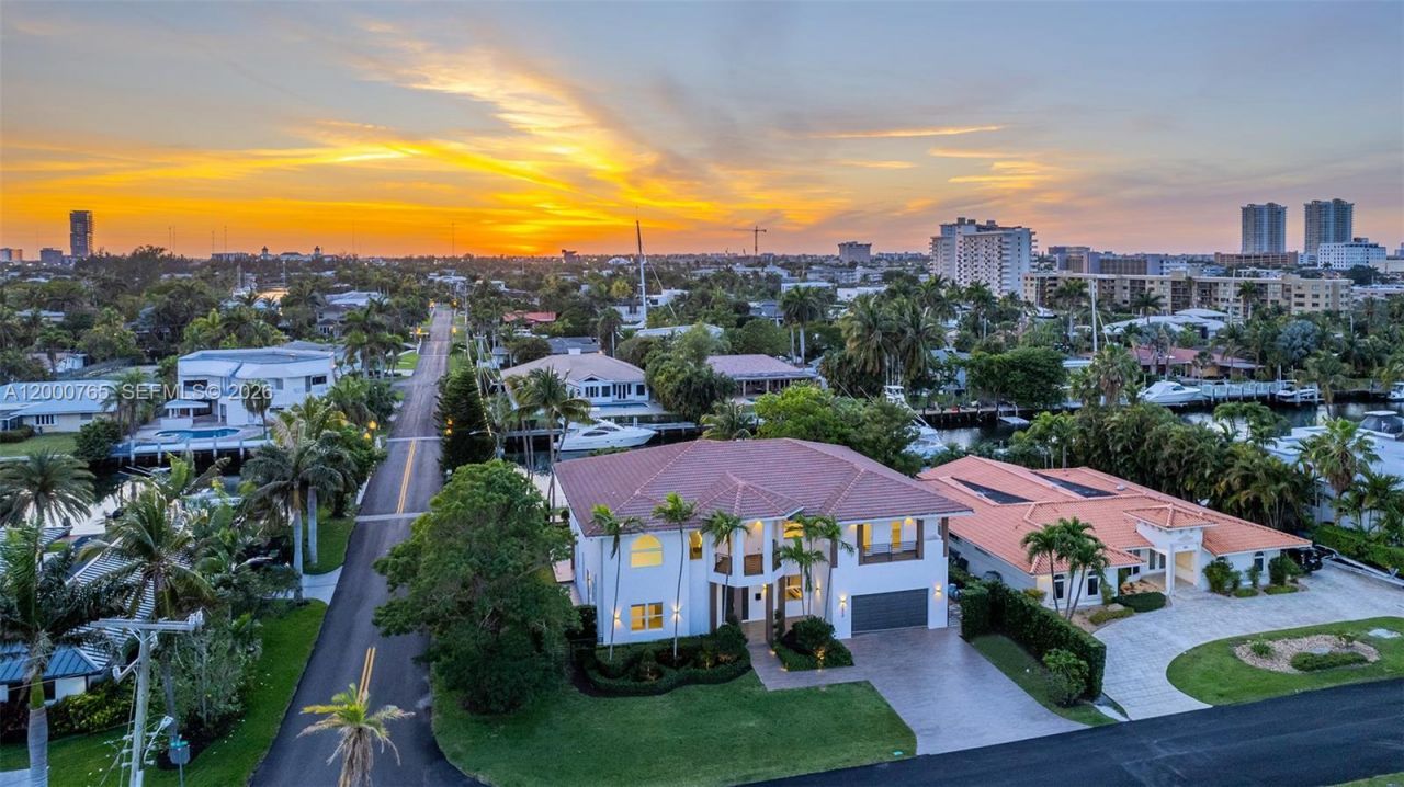 552 Palm Drive, Hallandale Beach, FL 33009 Photo