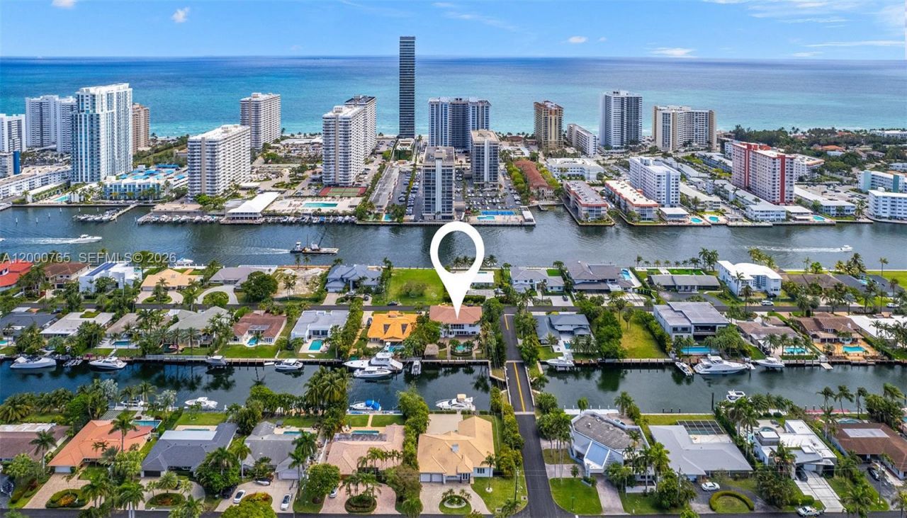 552 Palm Drive, Hallandale Beach, FL 33009 Photo