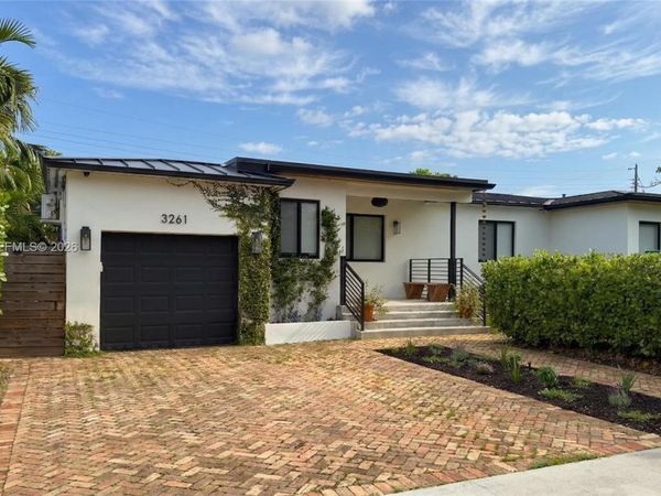 3261 SW 16th Ln, Miami, FL 33145