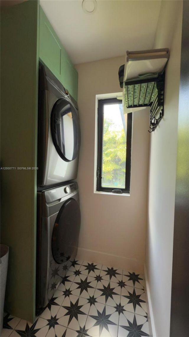 3261 SW 16th Ln, Miami, FL 33145 Photo