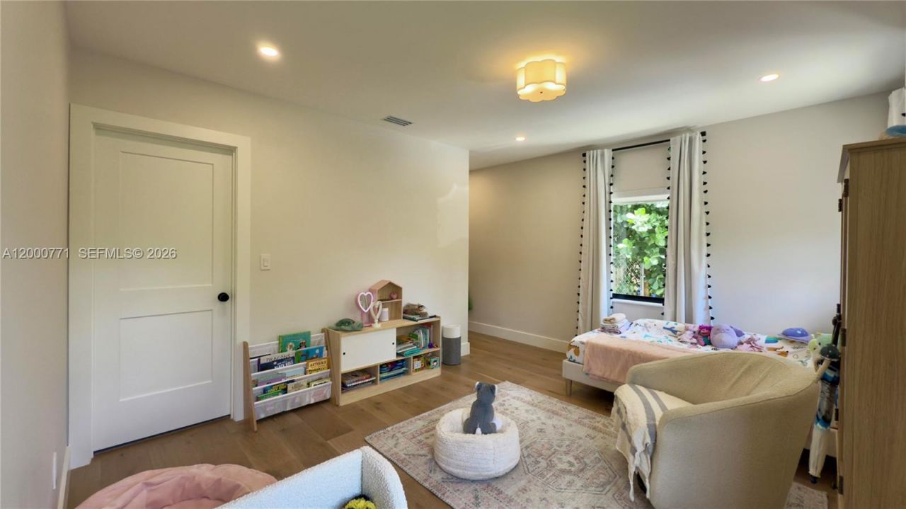 3261 SW 16th Ln, Miami, FL 33145 Photo