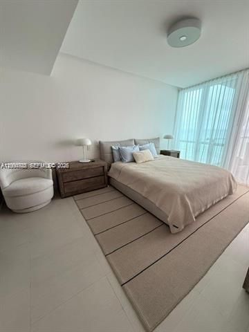 17121 Collins Ave, Unit 1207, Sunny Isles Beach, FL 33160 Photo