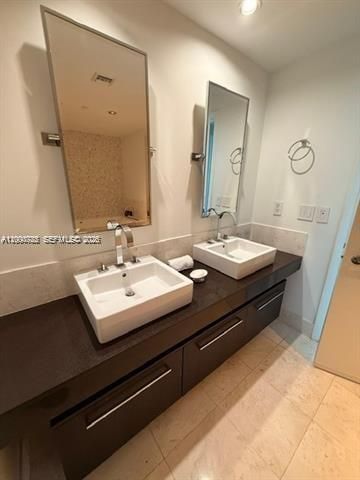 17121 Collins Ave, Unit 1207, Sunny Isles Beach, FL 33160 Photo