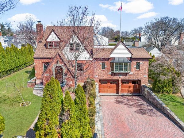 103 Locust Avenue , Scarsdale, NY 10583