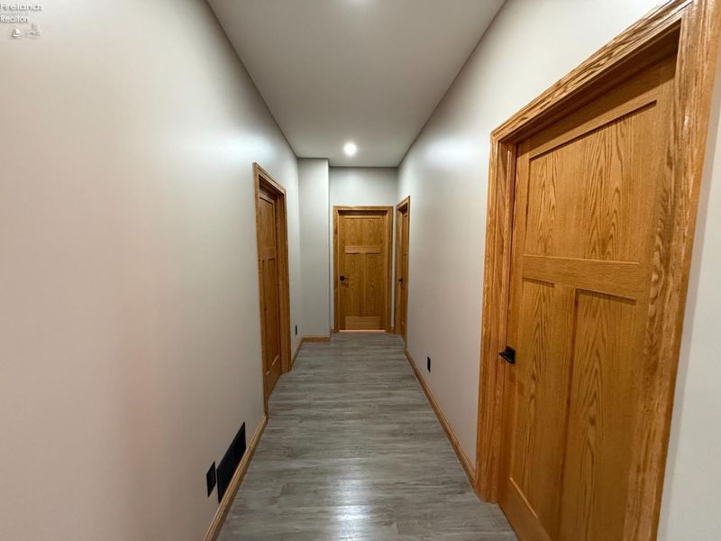 203 Crestwood Drive, Willard, OH 44890 Photo 23