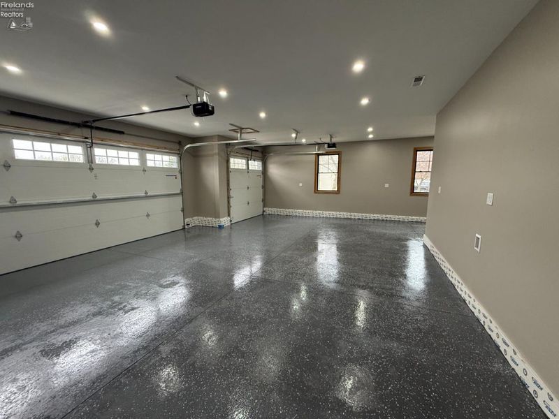 203 Crestwood Drive, Willard, OH 44890 Photo 24