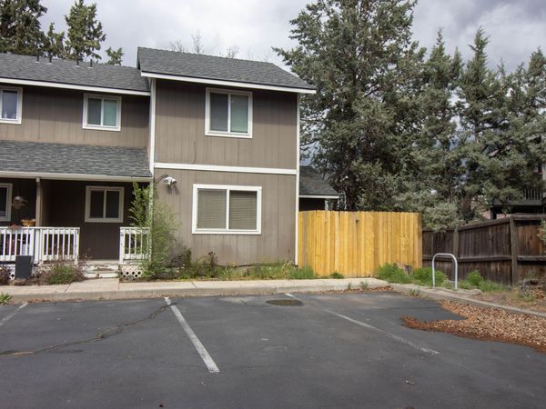 2010 NE Full Moon Drive, Unit 2, Bend, OR 97701