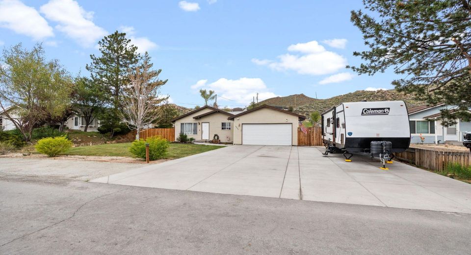 8648 Aquifer Way, Reno, NV 89506 Photo