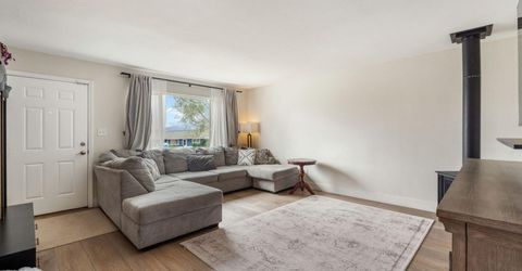 8648 Aquifer Way, Reno, NV 89506 Photo