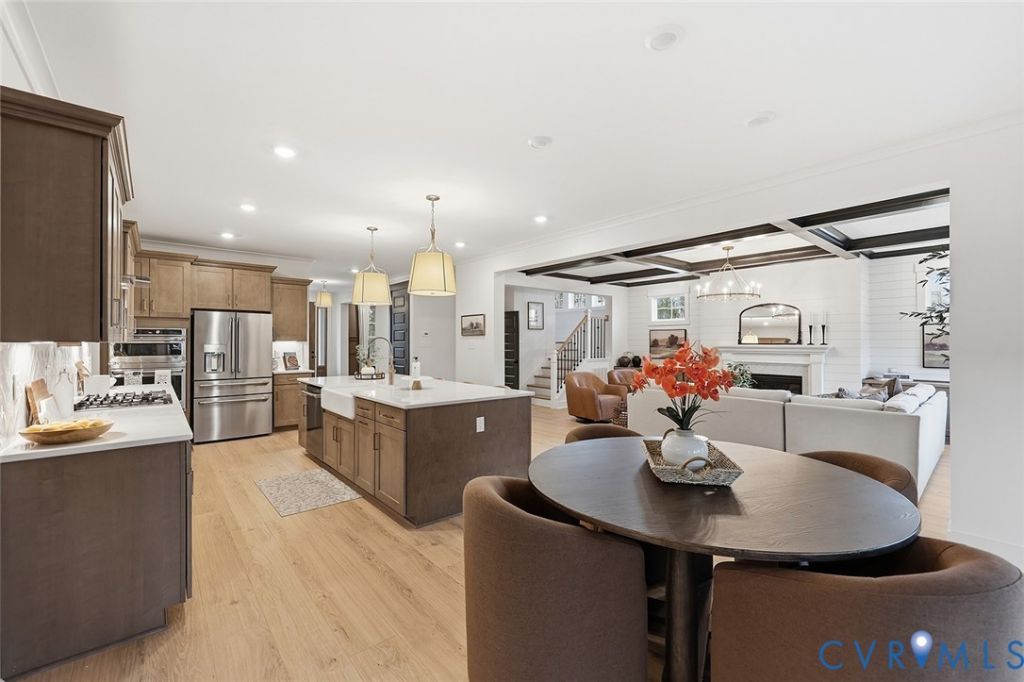 6801 Cove Creek Terrace Moseley, VA 23120
