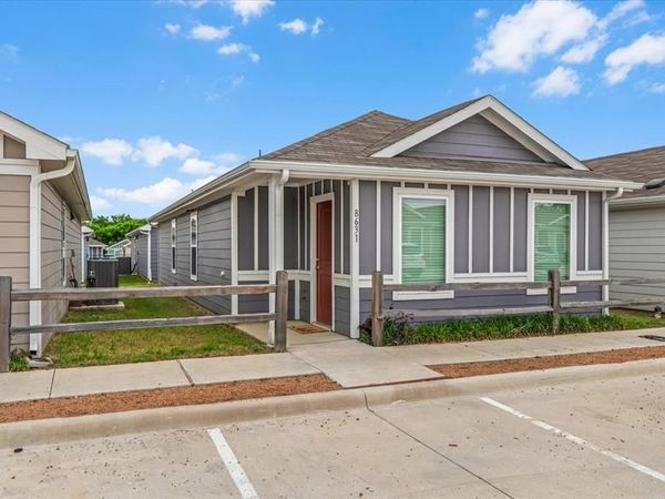 8631 Cottage Creek Drive, Unit 21, Fort Worth, TX 76123