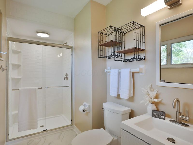 645 Beautyview Court, Columbus, OH 43214 Photo 31