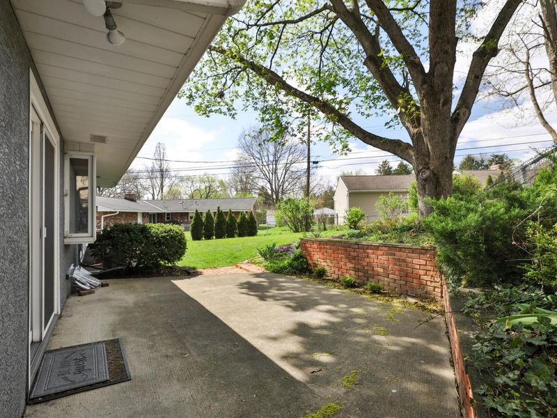 645 Beautyview Court, Columbus, OH 43214 Photo 54