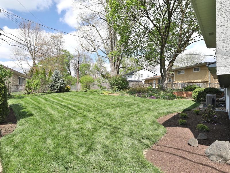 645 Beautyview Court, Columbus, OH 43214 Photo 57