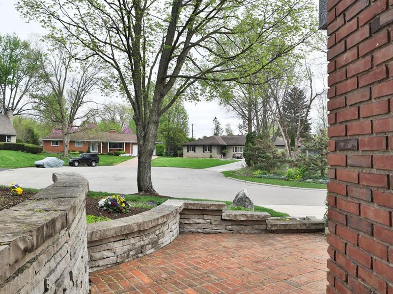 645 Beautyview Court, Columbus, OH 43214 Photo 7