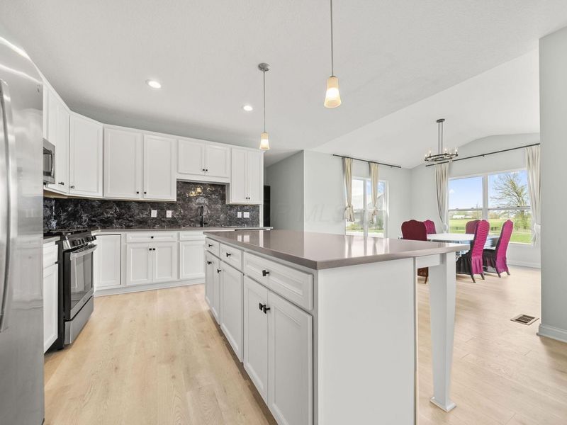 5854 Cosley Ridge Drive, Westerville, OH 43081 Photo 7