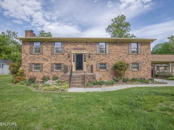 603 Riverbend Rd, Clinton, TN 37716