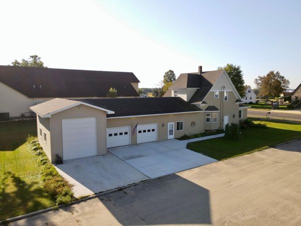 701 Douglas Avenue , Henning, MN 56551