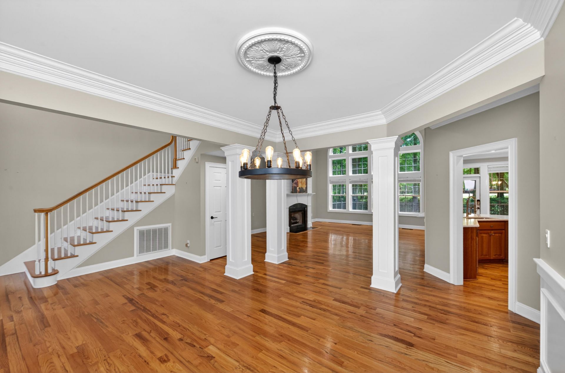 8618 W Fairway Woods Drive Photo 18