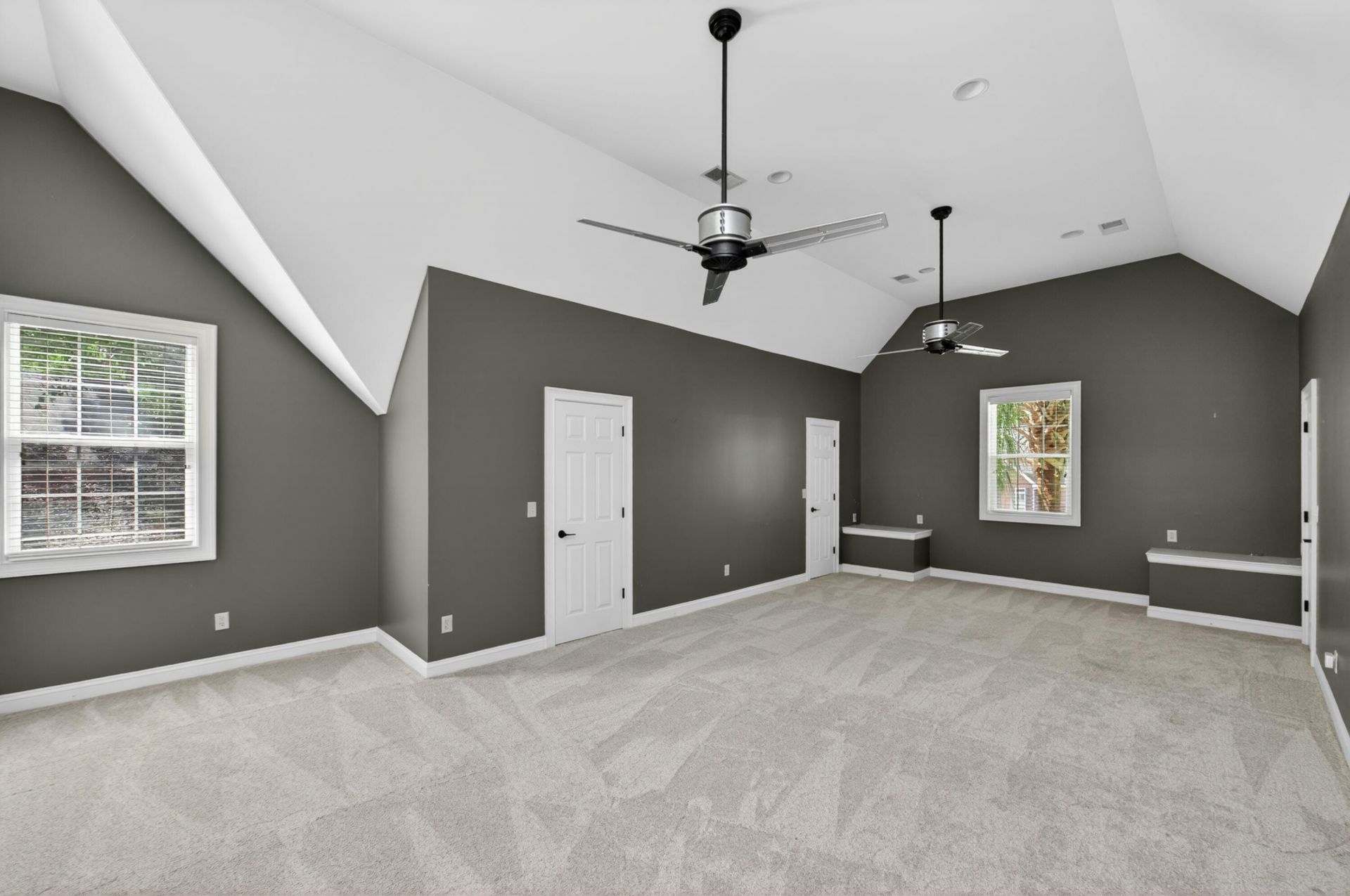 8618 W Fairway Woods Drive Photo 25