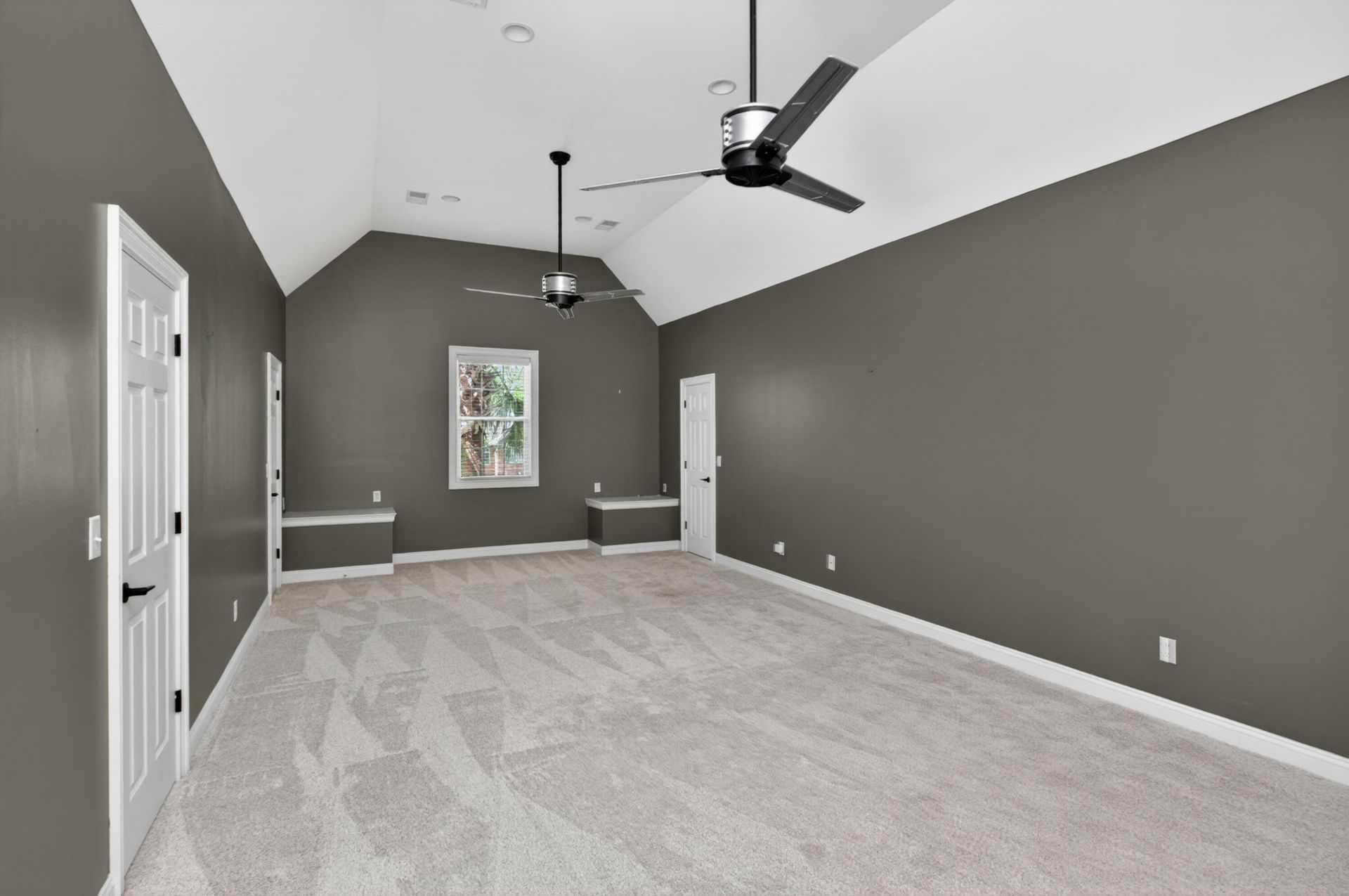 8618 W Fairway Woods Drive Photo 26