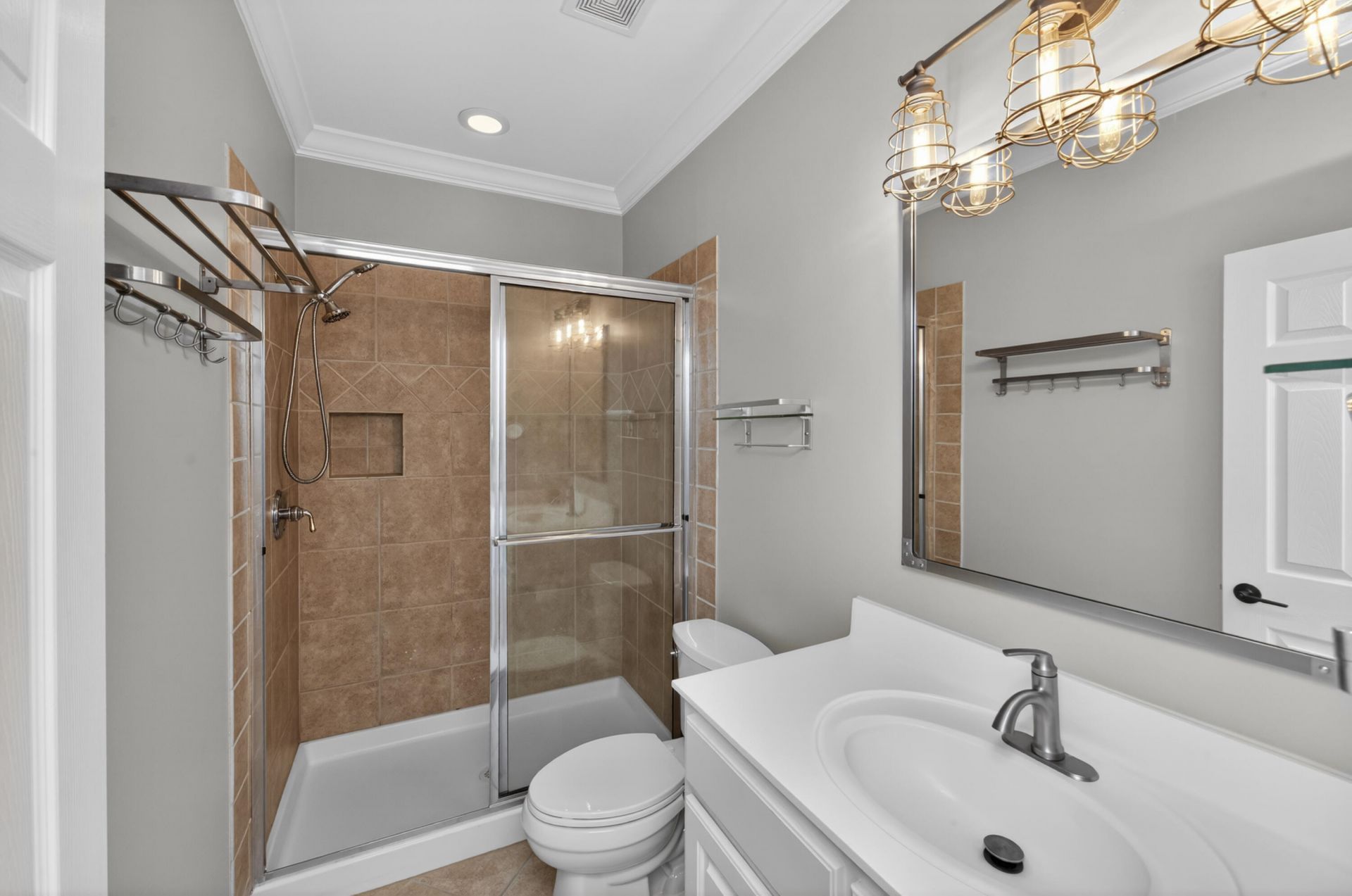 8618 W Fairway Woods Drive Photo 32