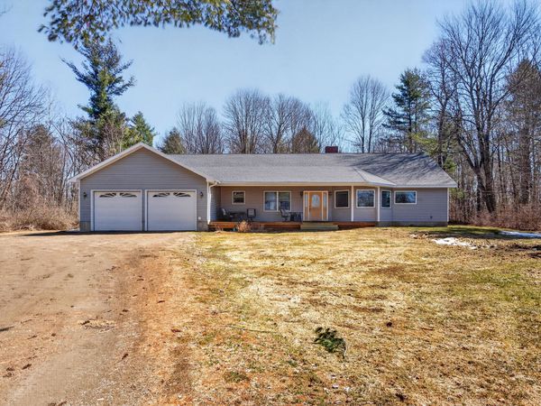 692 Battle Ridge Road, Clinton, ME 04927