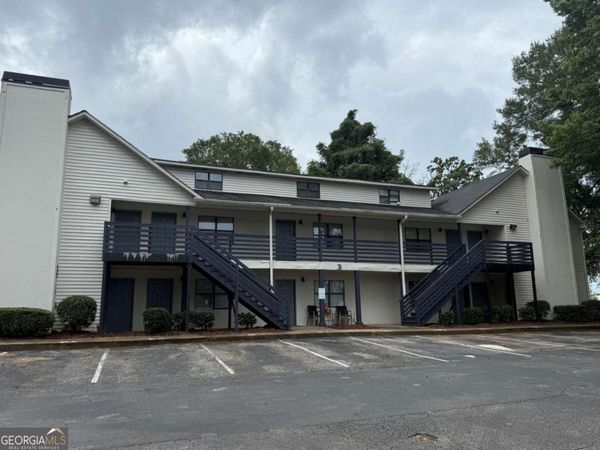 1001 Park Hill Drive, Unit A1, Gainesville, GA 30501
