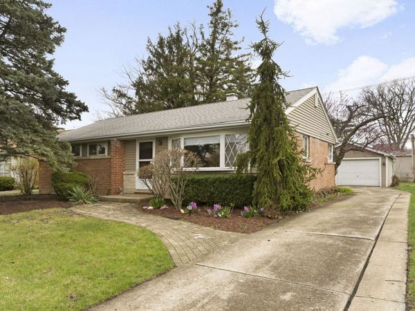 413 N Highland Avenue , Elmhurst, IL 60126