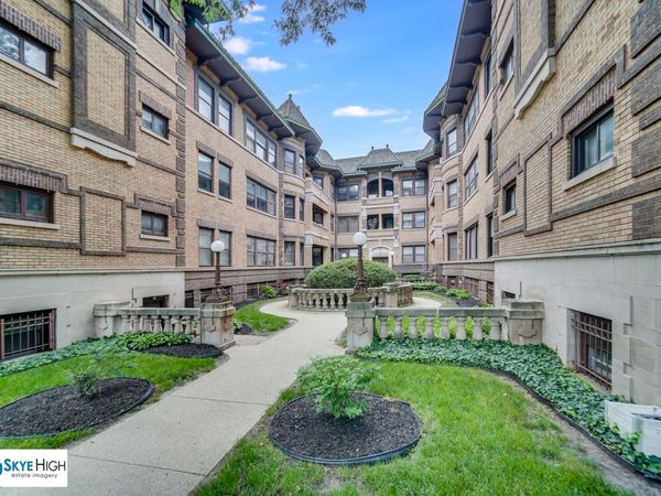 945 E Hyde Park Boulevard , Unit 2, Chicago, IL 60615
