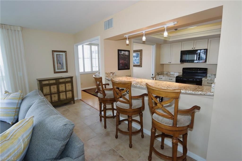 5550 Heron Point Dr, Unit 2004, Naples, FL 34108 Photo