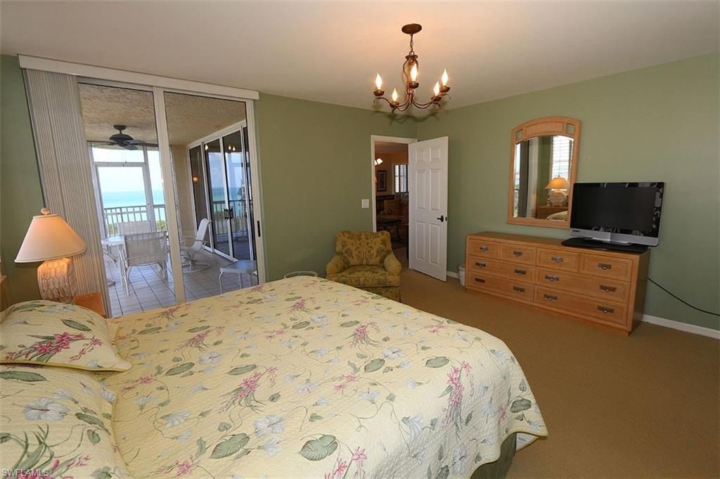 5550 Heron Point Dr, Unit 2004, Naples, FL 34108 Photo