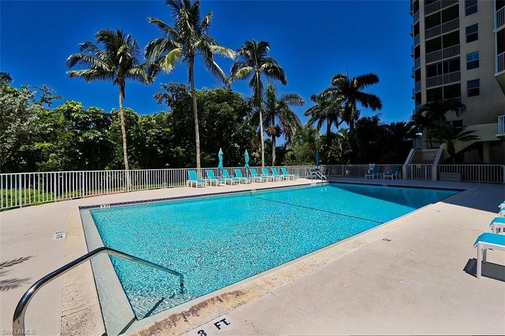5550 Heron Point Dr, Unit 2004, Naples, FL 34108 Photo