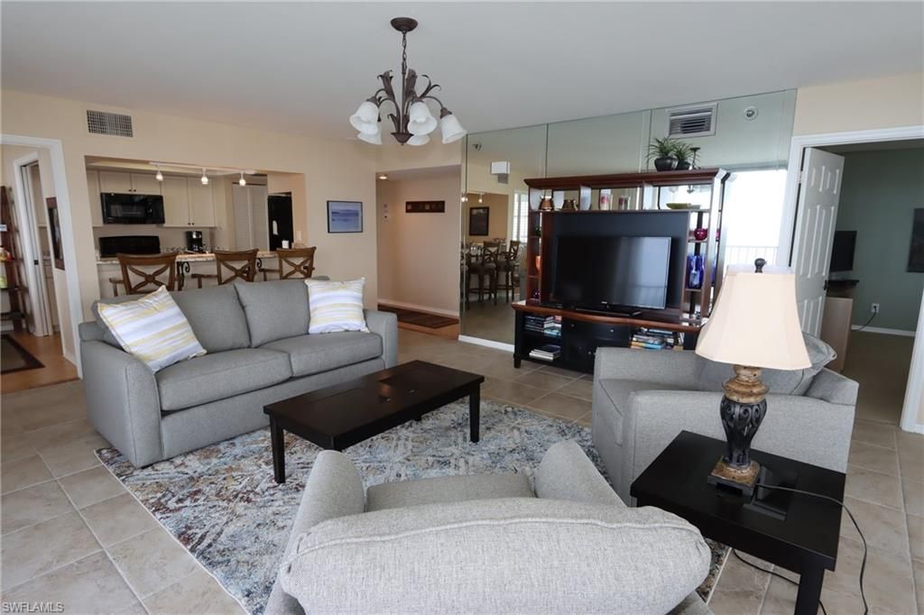 5550 Heron Point Dr, Unit 2004, Naples, FL 34108 Photo