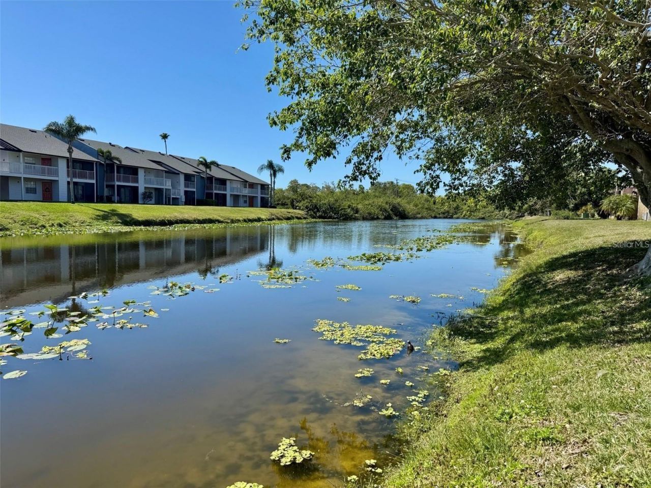 2632 Hidden Lake Drive N, Unit E, Sarasota, FL 34237 Photo