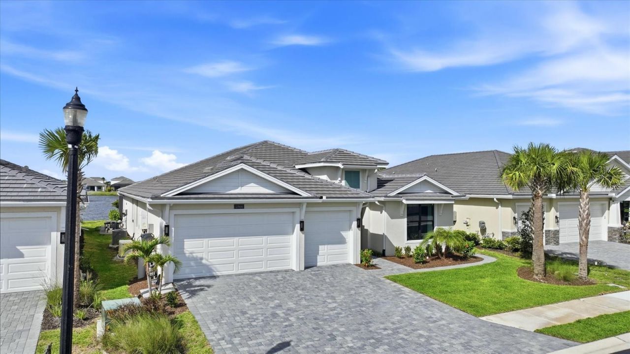 12866 Pinnacle Lane, Venice, FL 34293 Photo