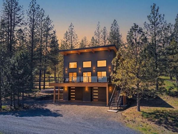 26435 N Spotted Rd, Deer Park, WA 99006