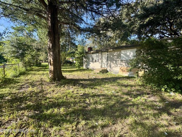 6228 BLUEBIRD Road, Jacksonville, FL 32219
