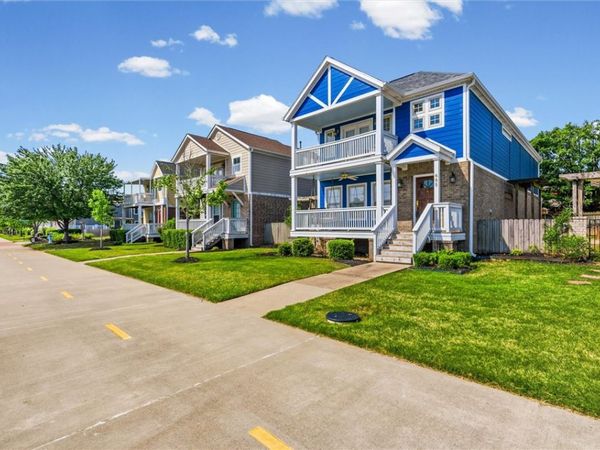 685 N Rupple Road, Fayetteville, AR 72704