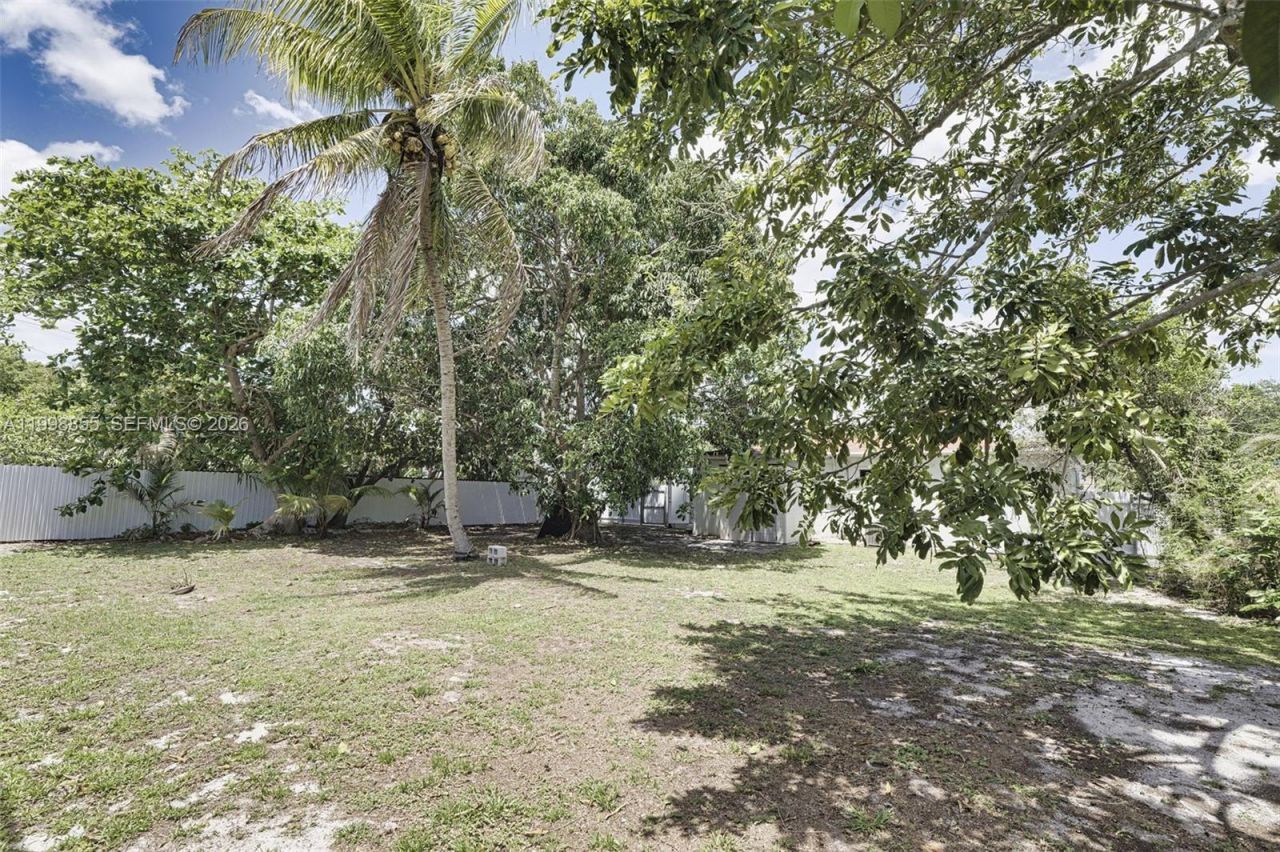 1560 NW 130th St, North Miami, FL 33167 Photo