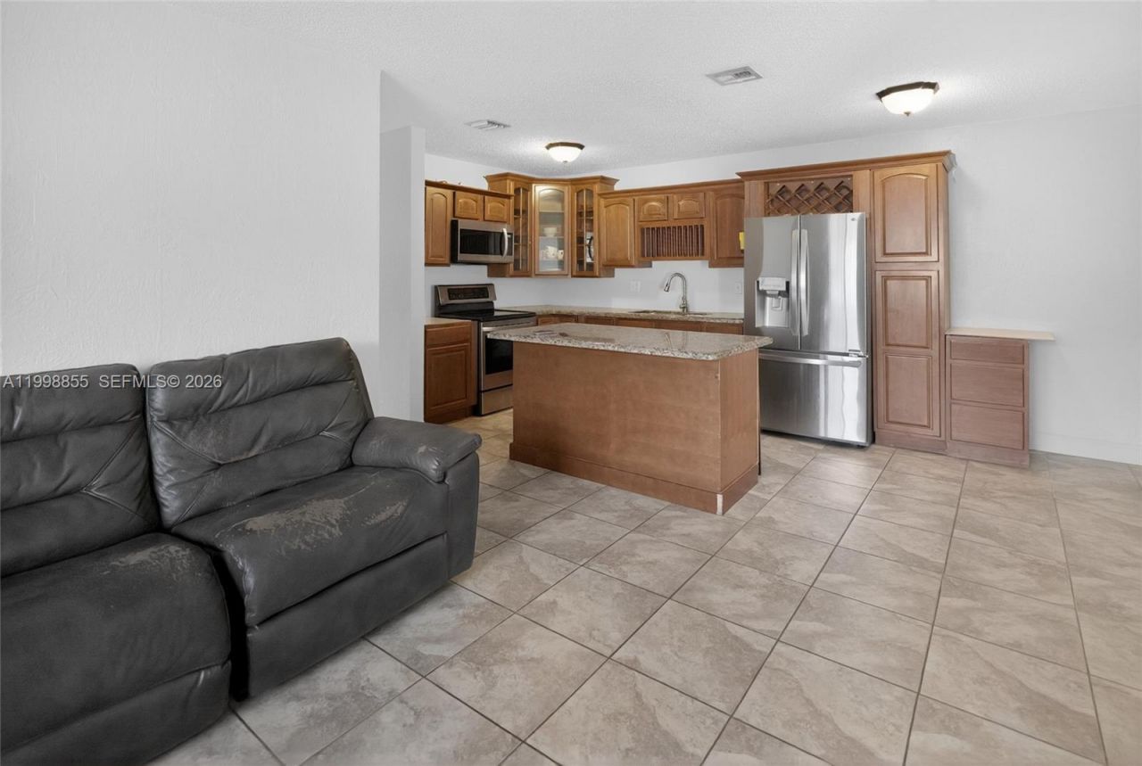 1560 NW 130th St, North Miami, FL 33167 Photo