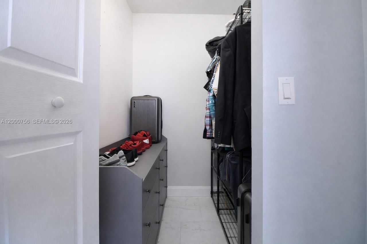 14951 SW 82nd Ln , Unit 17-402, Miami, FL 33193 Photo