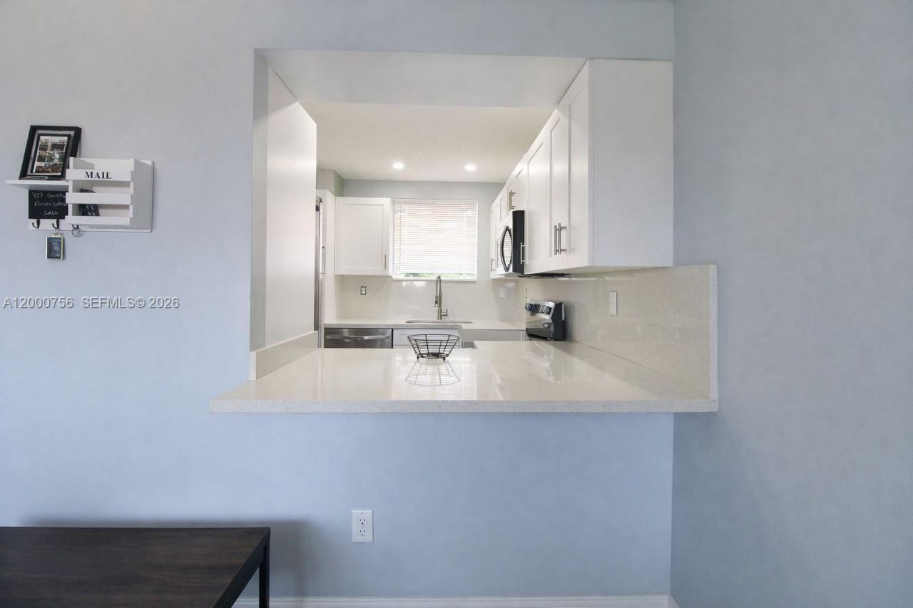 14951 SW 82nd Ln , Unit 17-402, Miami, FL 33193 Photo