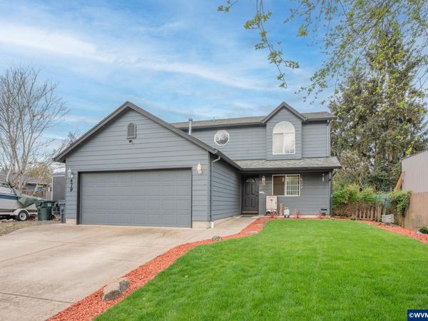 479 S 5th St, Jefferson, OR 97352