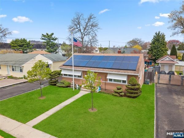 44 Scott Terrace, CLIFTON, NJ 07013