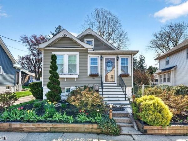 30 Paul St, Woodbridge, NJ 08863