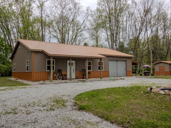 118 E Whipple Road, Winamac, IN 46996