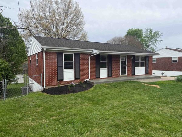 215 Nedra Drive, Barboursville, WV 25504