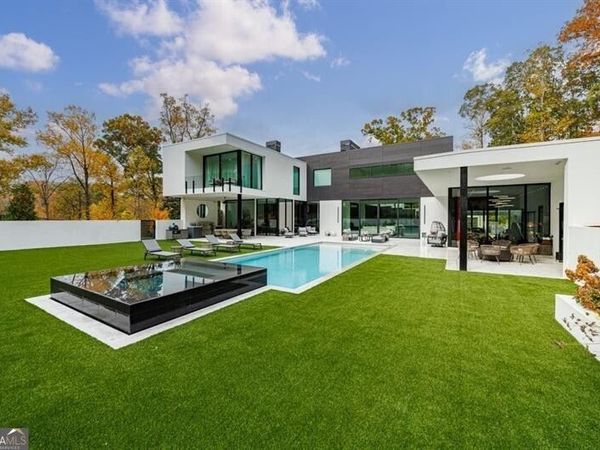 380 W Wesley Road NW, Atlanta, GA 30305