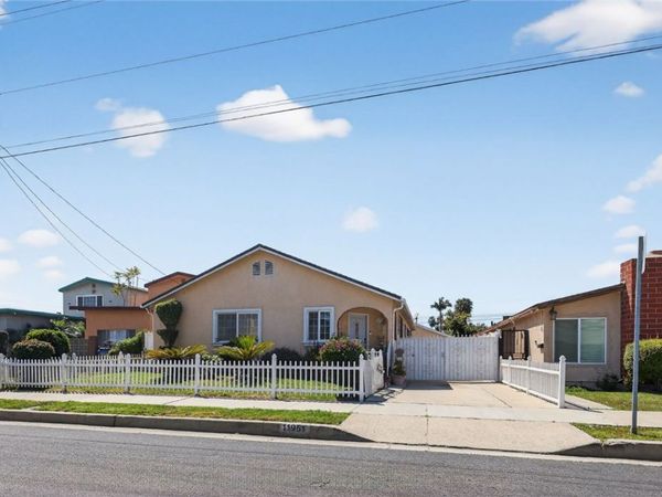 11951 Oxford, Hawthorne, CA 90250